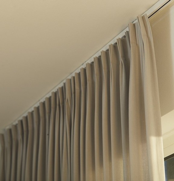 somfy-curtains-rail-home-installation